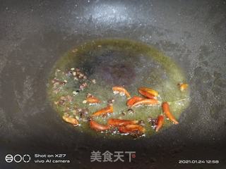 草鸡炖茶树菇的做法步骤：4