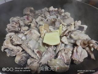 草鸡炖茶树菇的做法步骤:5