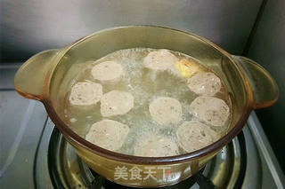 白菜丸子粉丝汤的做法步骤:4