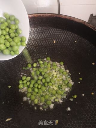 金玉满堂炒米饭的做法步骤:5