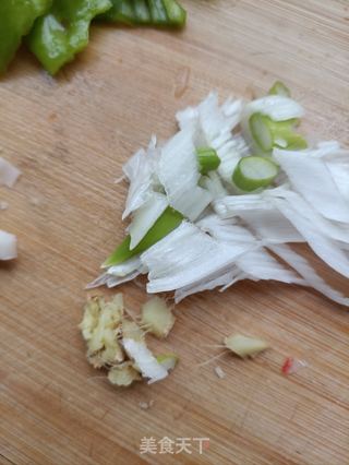 双腊炒莲菜的做法步骤:4
