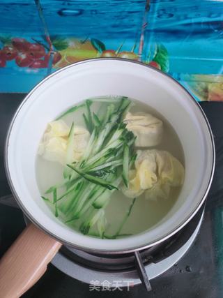 蛋饺紫菜汤的做法步骤：6