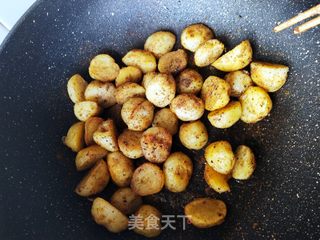 孜然小土豆的做法步骤:8