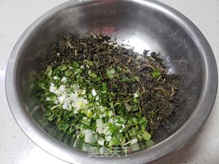 马齿菜鹅蛋包子的做法步骤:9