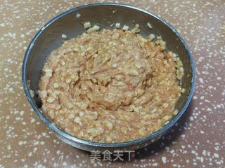 蟹粉狮子头的做法步骤:7