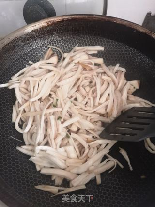 彩椒火腿炒杏鲍菇的做法步骤:3