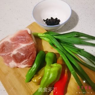 小炒肉的做法步骤：1