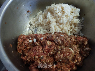 蒸牛肉狮子头的做法步骤:3