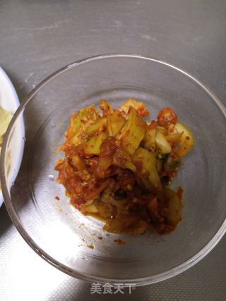 辣白菜年糕汤的做法步骤:2