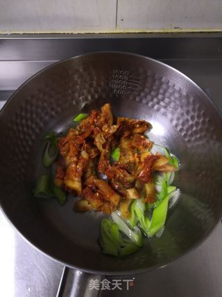 辣白菜年糕汤的做法步骤:4
