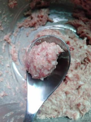 双色肉丸汤的做法步骤:5