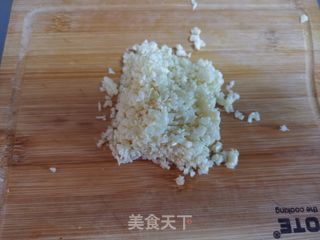 蒜末金菇肥牛的做法步骤:3
