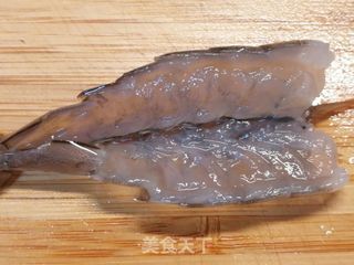 年夜饭新年菜(十六)饭店卖88元10只的杏仁大虾,自己做只需2元钱的做法步骤:2
