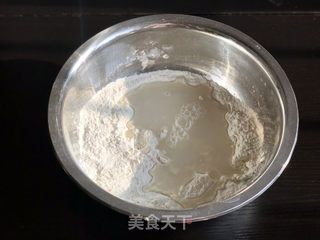 红糖麻酱饼的做法步骤：2