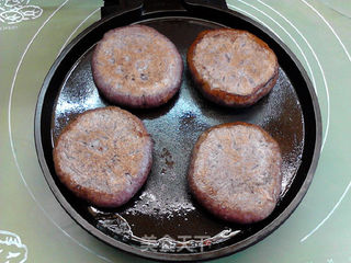 香辣豆豉三菇黑米馅饼的做法步骤:22