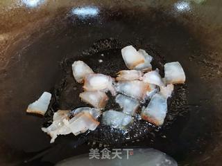 风吹肉炒萝卜皮的做法步骤:2