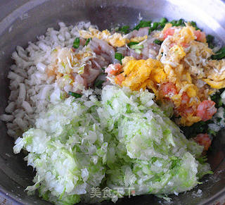 白菜——白菜鱿鱼水饺的做法步骤:10