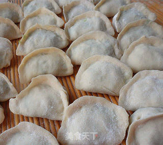 白菜——白菜鱿鱼水饺的做法步骤:12
