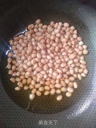 油炸花生米的做法步骤:3