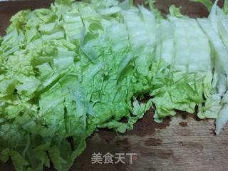 娃娃菜海鲜粥的做法步骤:2
