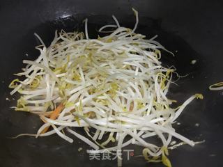 韭菜鸡蛋炒豆芽的做法步骤:6