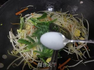韭菜鸡蛋炒豆芽的做法步骤:9