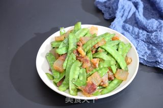 腊肉炒荷兰豆的做法步骤：6