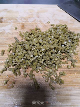 肉末酸豇豆的做法步骤:2