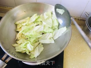 白菜炒木耳的做法步骤：5