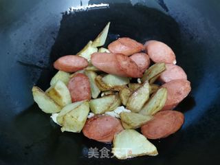 孜然土豆火腿肠的做法步骤：7