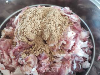 特色风干肠的做法步骤:4