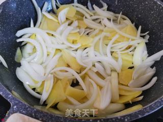 元葱炒土豆片的做法步骤:7