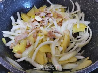 元葱炒土豆片的做法步骤:8