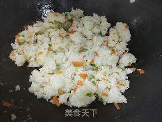 鸡蛋葱花炒饭的做法步骤：6