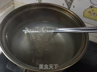 猪肉白菜炖粉条的做法步骤:4
