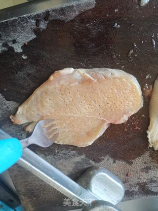 奥尔良烤鸡胸肉的做法步骤:2