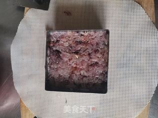 紫米鸡蛋三明治的做法步骤:7