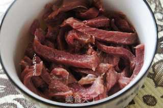 小炒黄牛肉的做法步骤:2