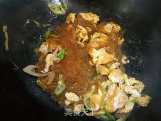 鸡蛋炒粉丝的做法步骤:14