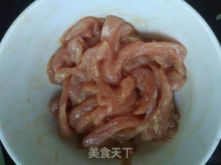 木耳炒肉丝的做法步骤：4