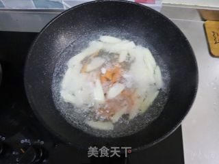 清炒山药❤️爽脆可口,健脾开胃又养生的做法步骤:3