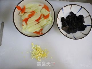 清炒山药❤️爽脆可口,健脾开胃又养生的做法步骤:4