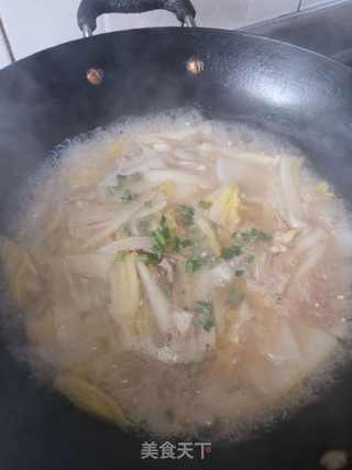 白菜年糕汤(百财年年高)的做法步骤:11