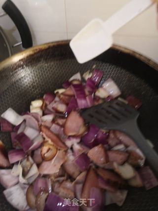 洋葱炒腊肉的做法步骤:8