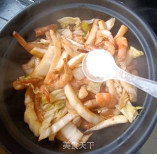 白菜福丸鲜虾煲的做法步骤:9