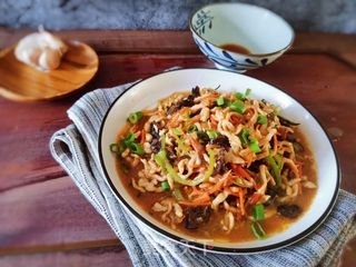 鱼香肉丝的做法步骤:15