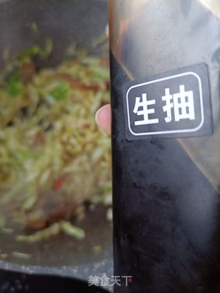 腊肉炒圆白菜的做法步骤：7