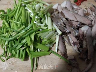 蒜黄炒羊肉的做法步骤:4