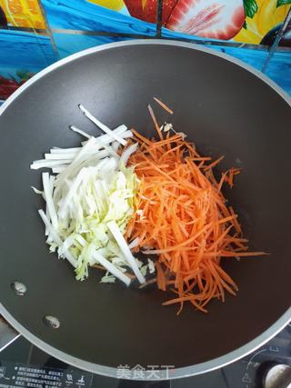 萝卜丝炒白菜的做法步骤：5