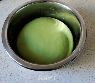 #菠菜汁花样馒头的做法图解2